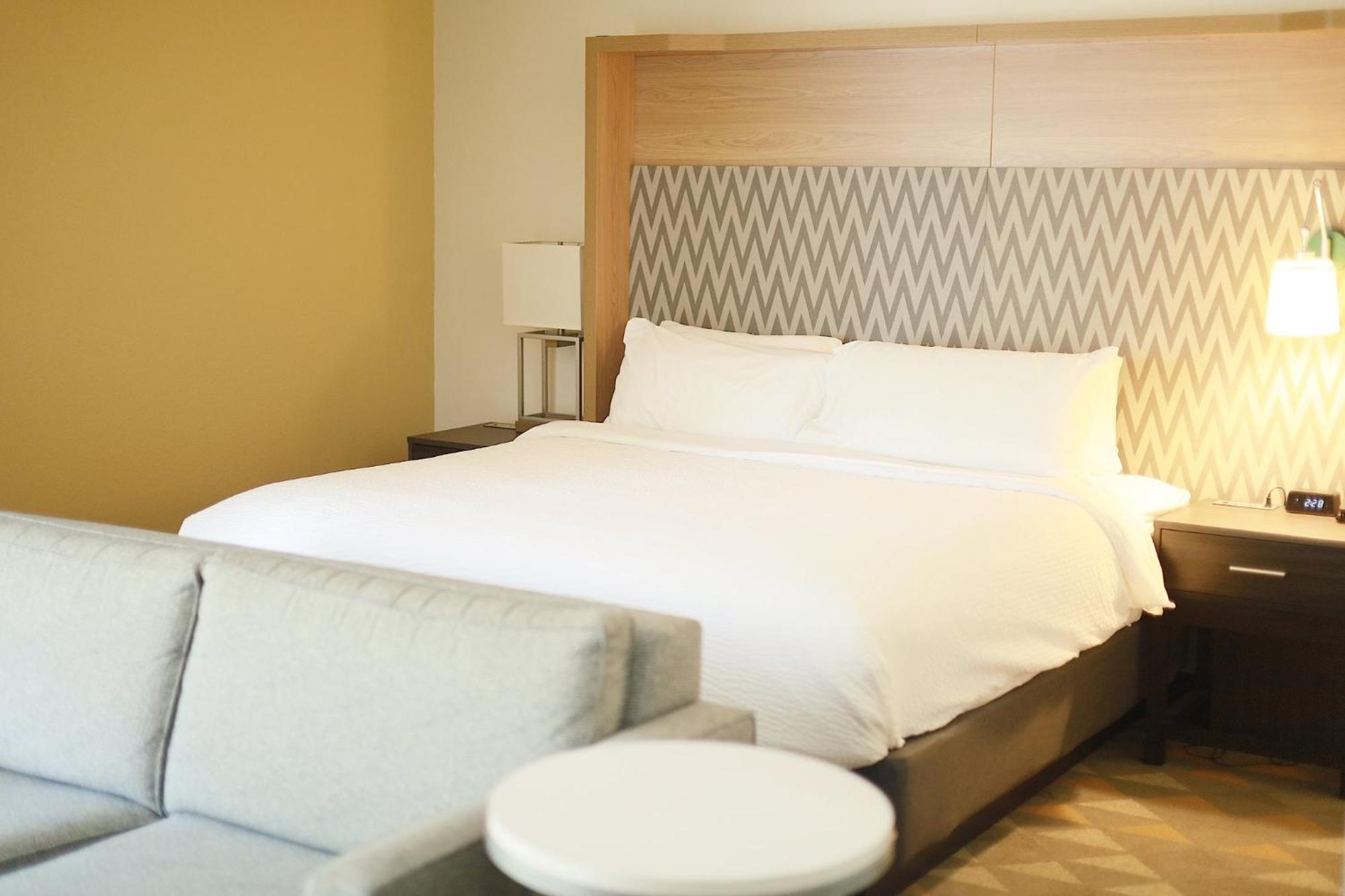 Holiday Inn Cleveland By Ihg Esterno foto