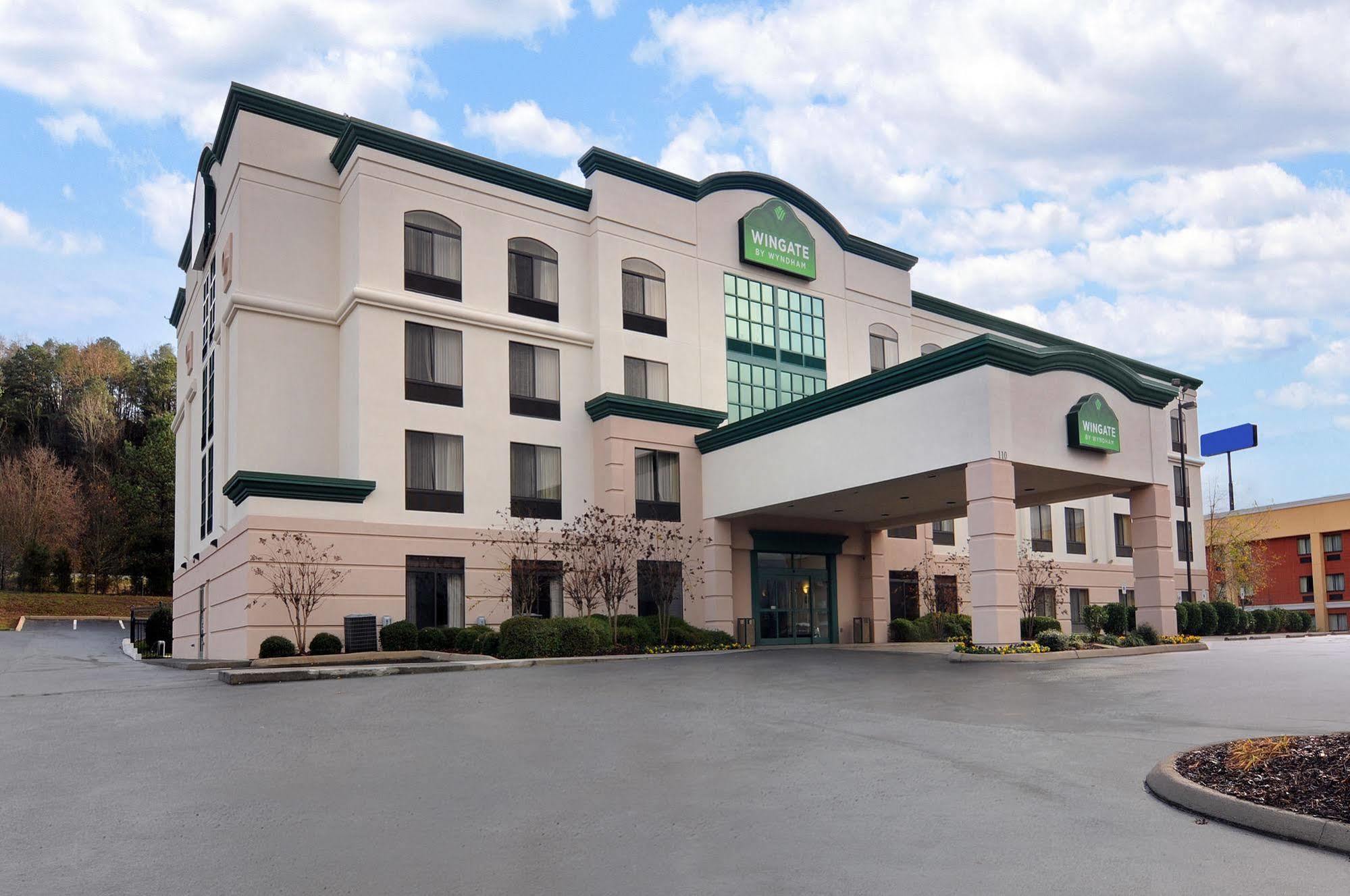 Holiday Inn Cleveland By Ihg Esterno foto